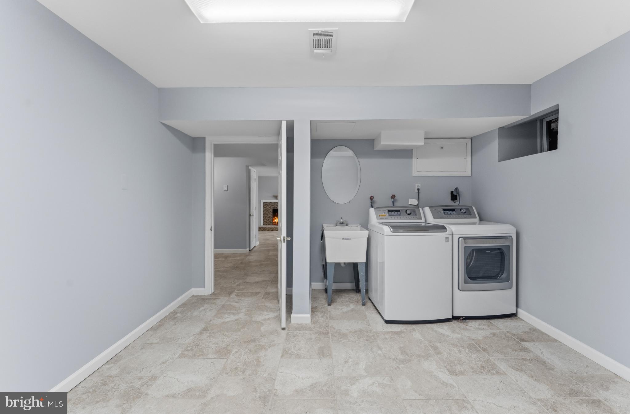 VARSITY PARK - Residential