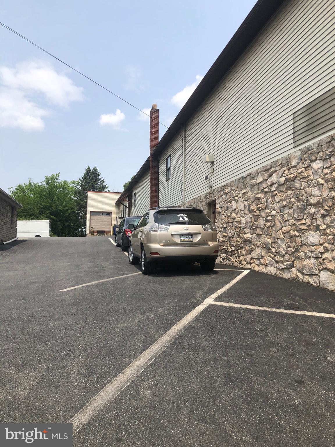 85 W MAIN STREET 87