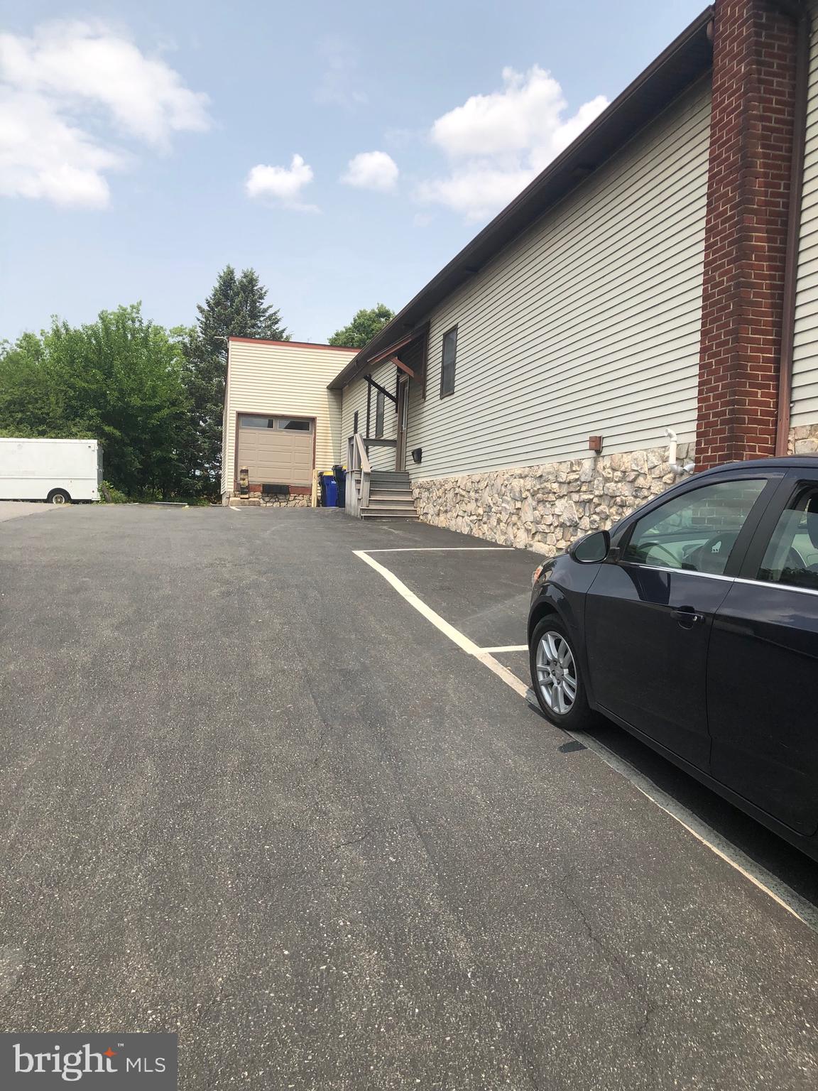 85 W MAIN STREET 87