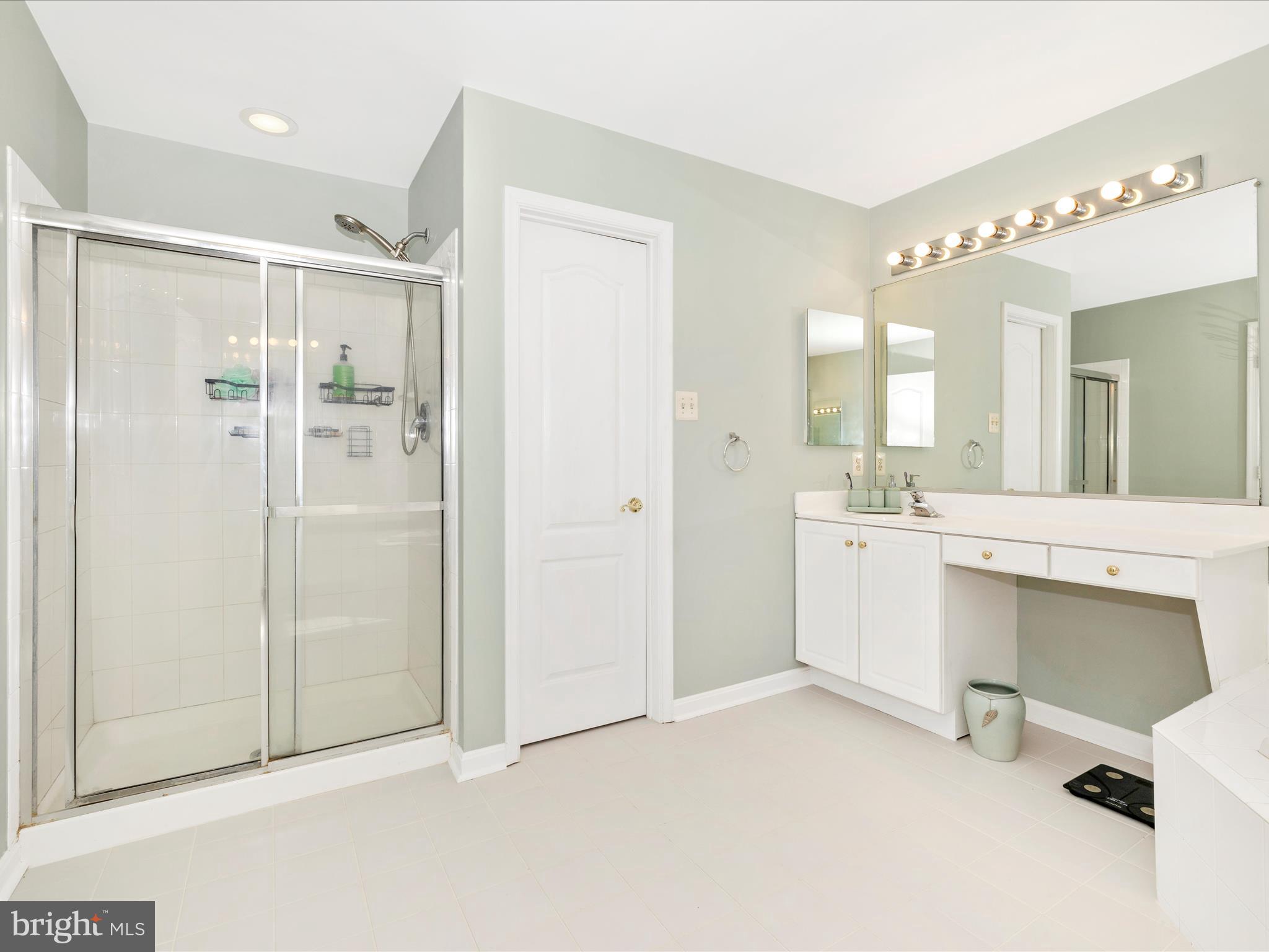 SAMHILL ESTATES - Residential