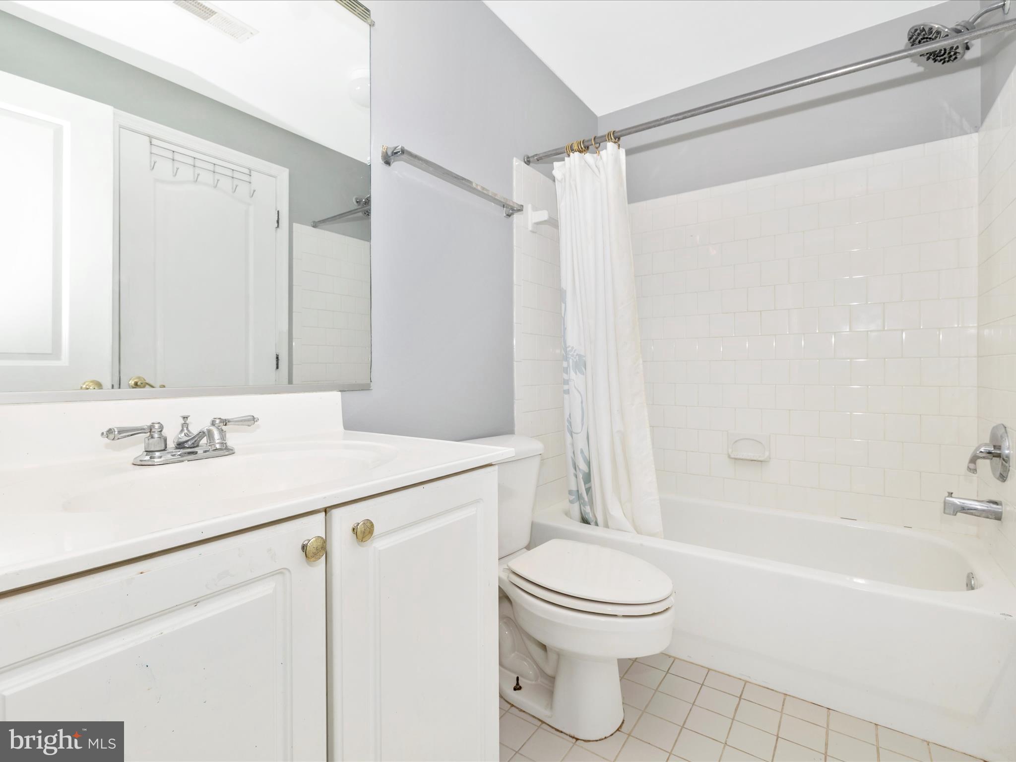 SAMHILL ESTATES - Residential