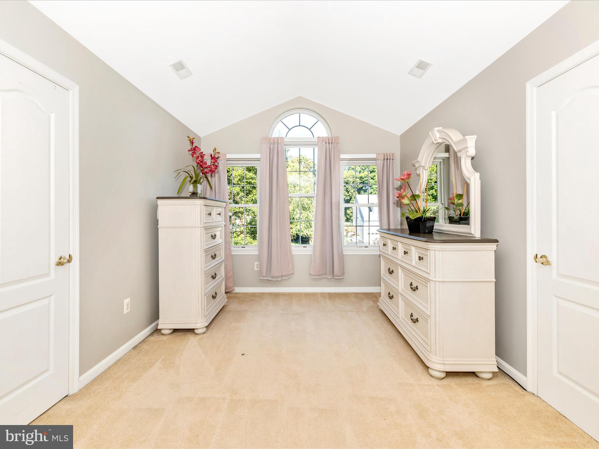 SAMHILL ESTATES - Residential