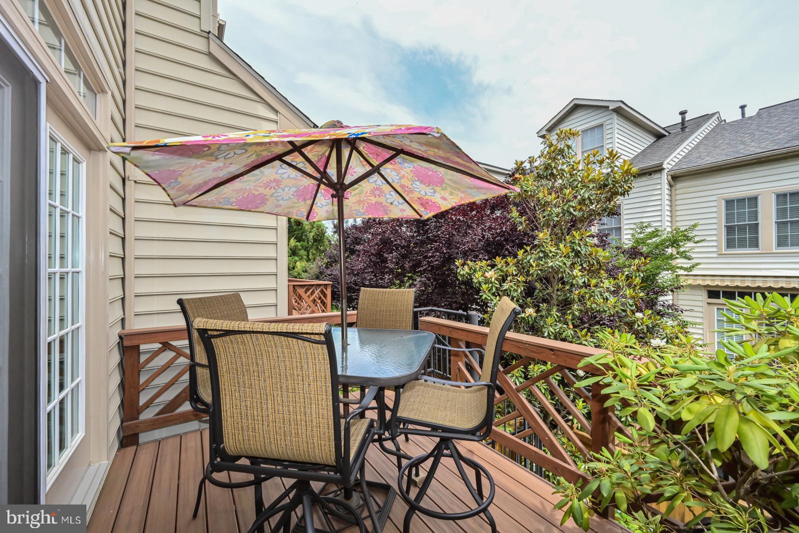 OLD TOWN GREENS - Residential