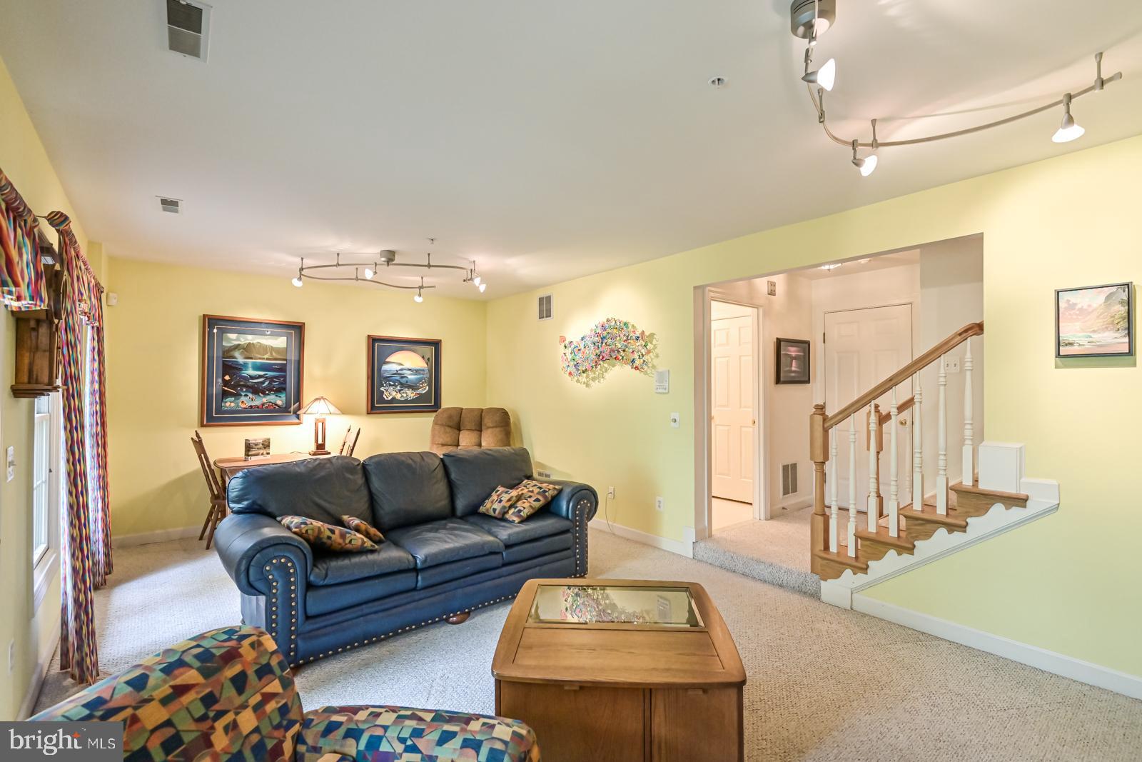 OLD TOWN GREENS - Residential