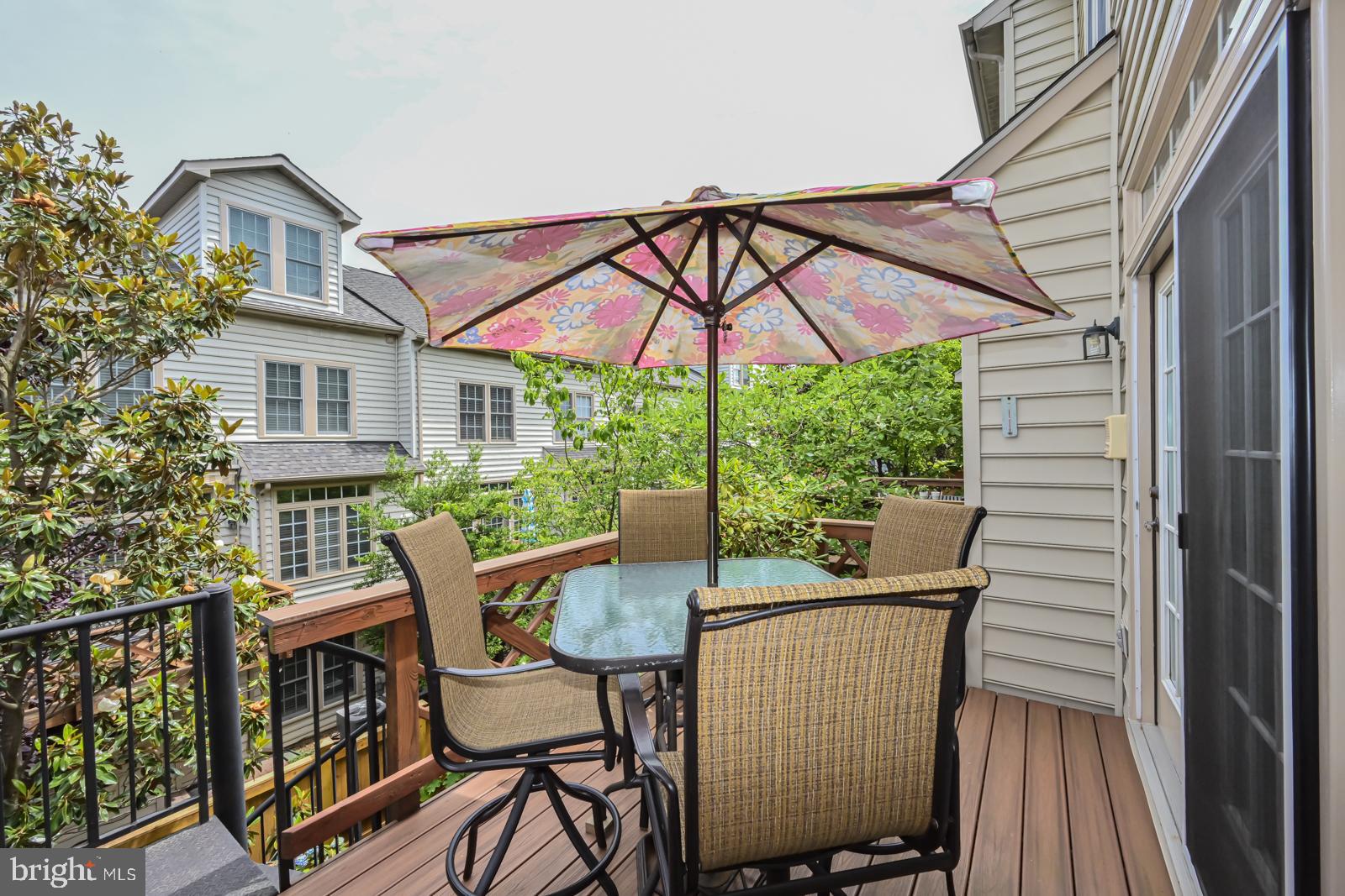 OLD TOWN GREENS - Residential