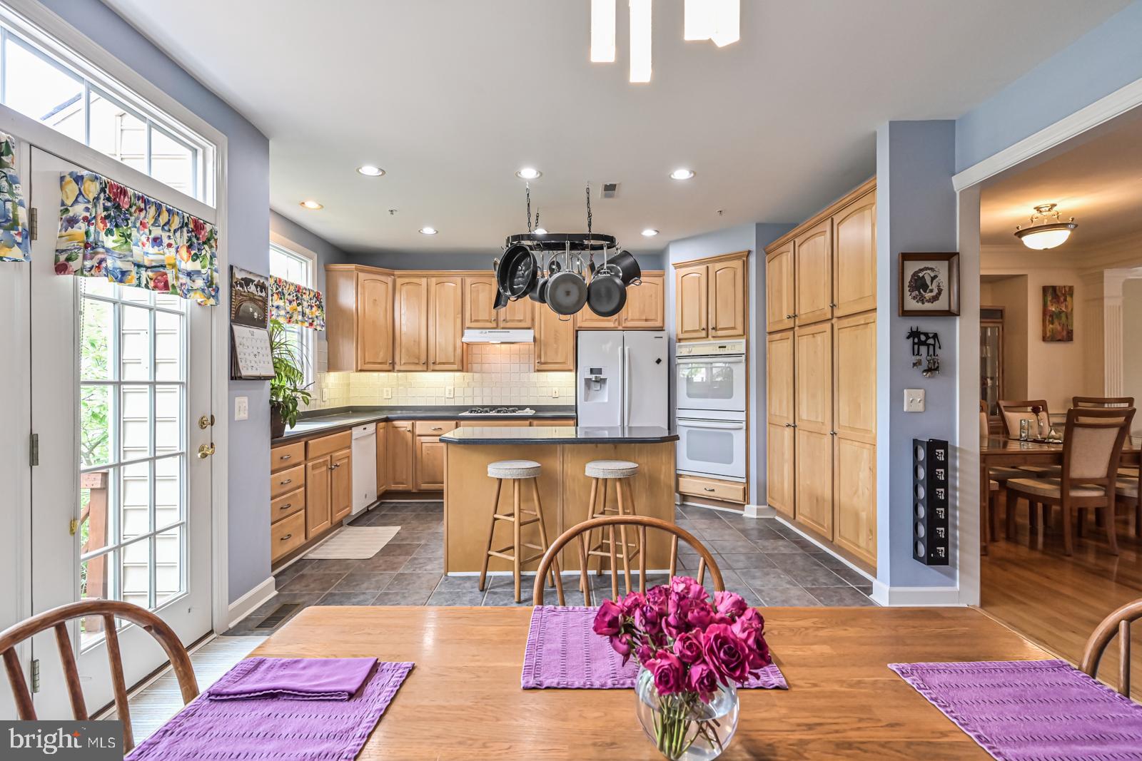 OLD TOWN GREENS - Residential