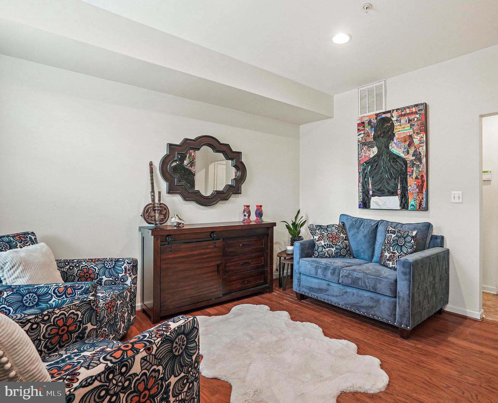 3825 COMMODORE JOSHUA BARNEY DRIVE NE