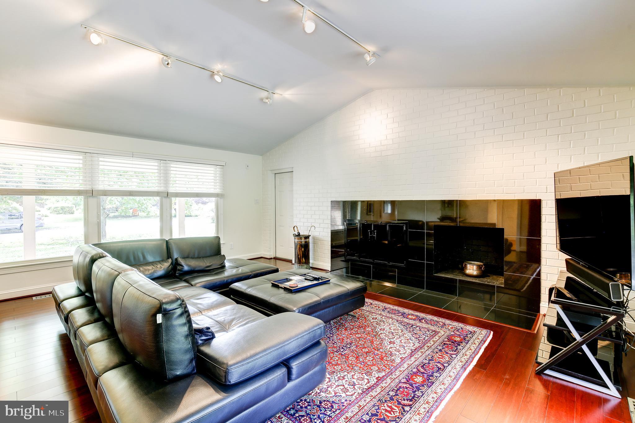 STEVENSON - Residential