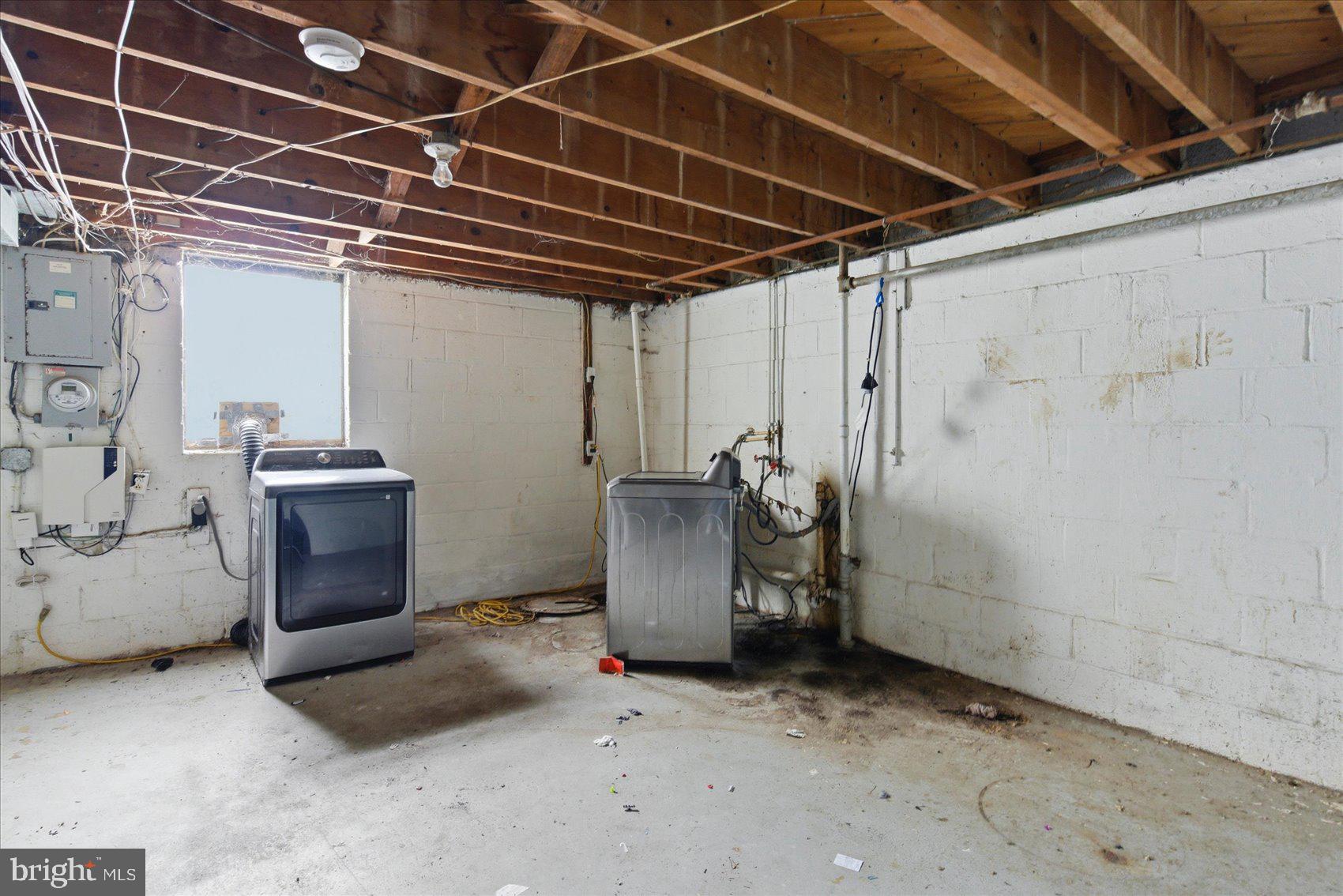 NORTH POINT VILLAGE - Residential