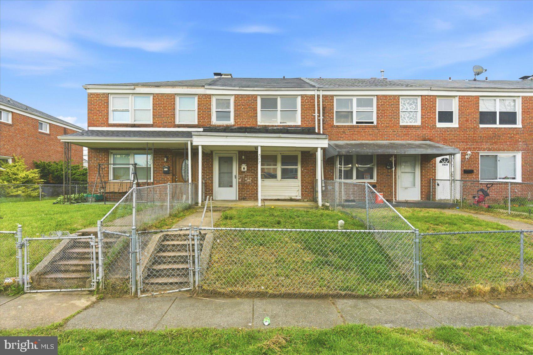 NORTH POINT VILLAGE - Residential