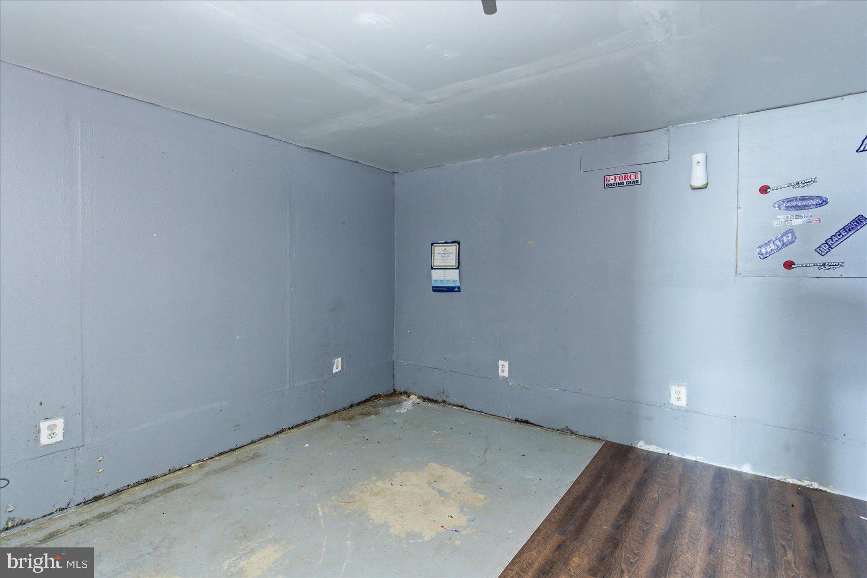 NORTH POINT VILLAGE - Residential