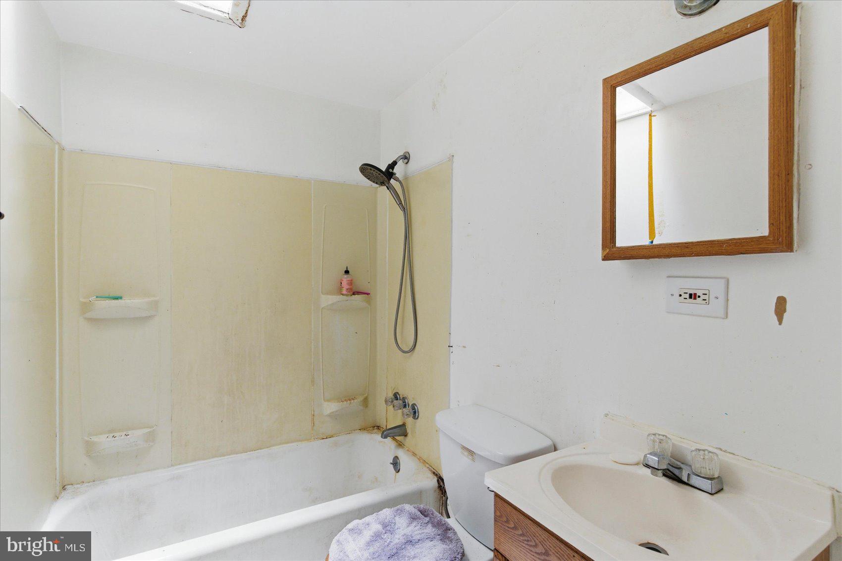 NORTH POINT VILLAGE - Residential