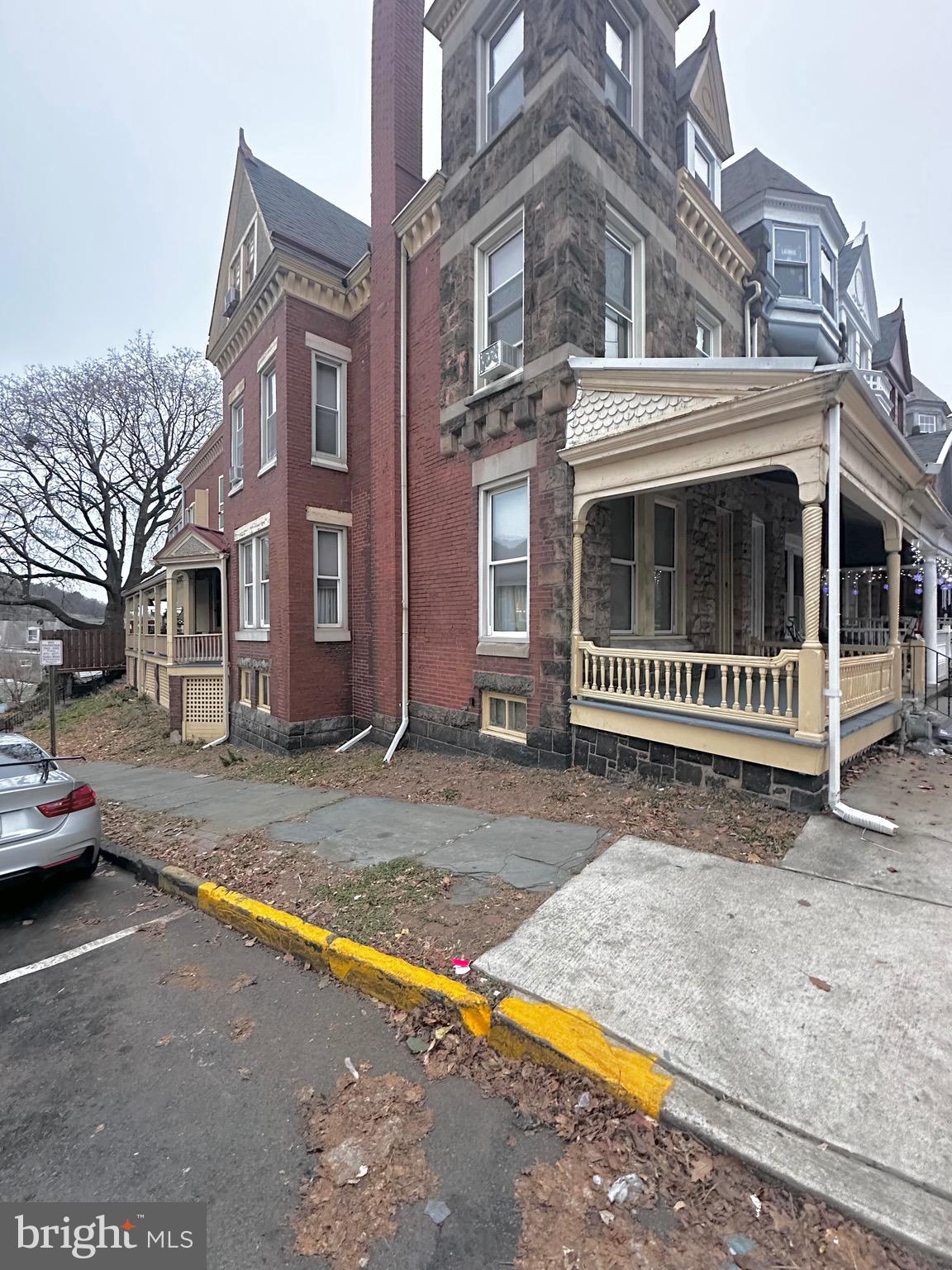 1396 PERKIOMEN AVENUE