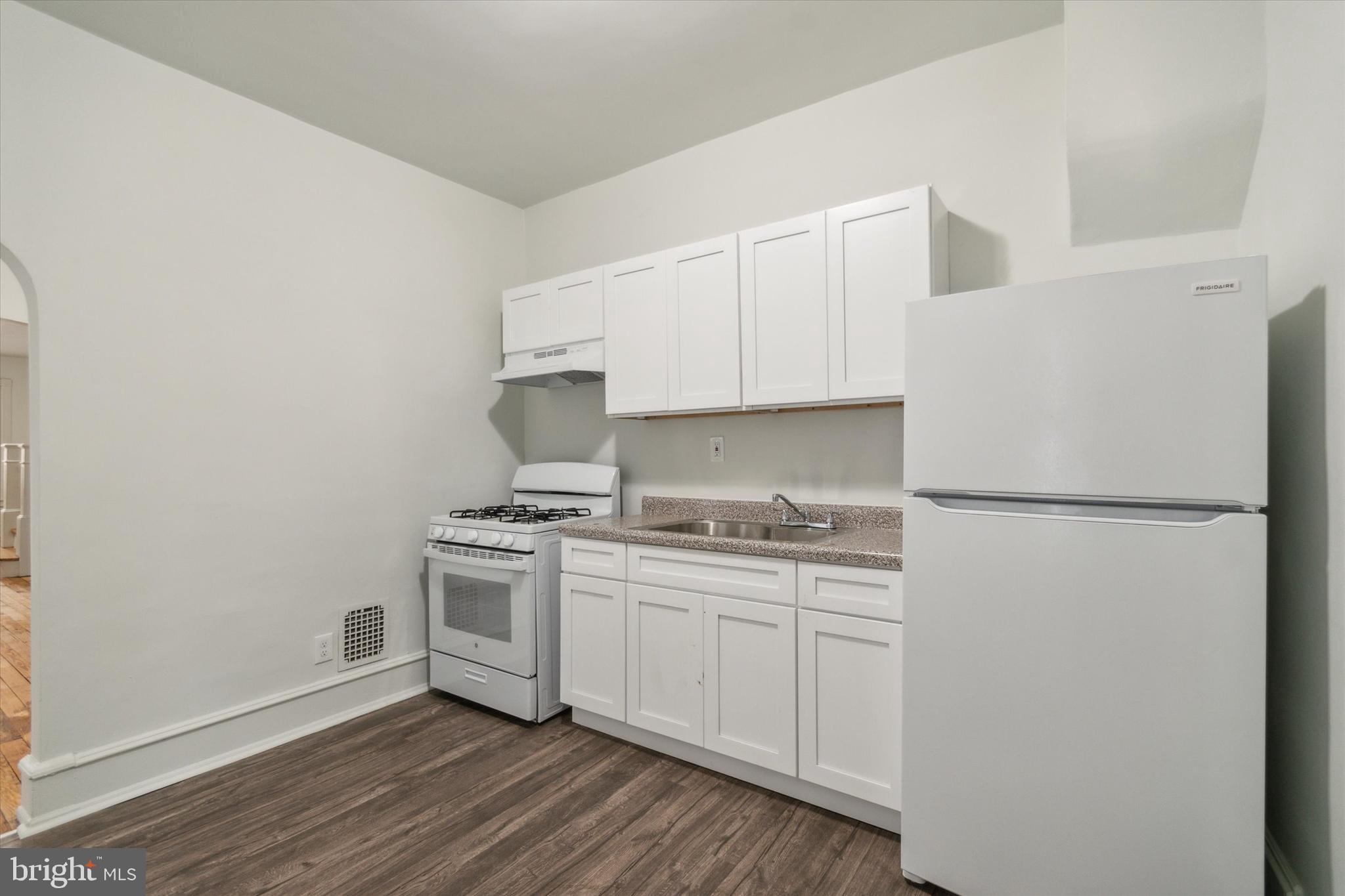 HARROWGATE - Residential