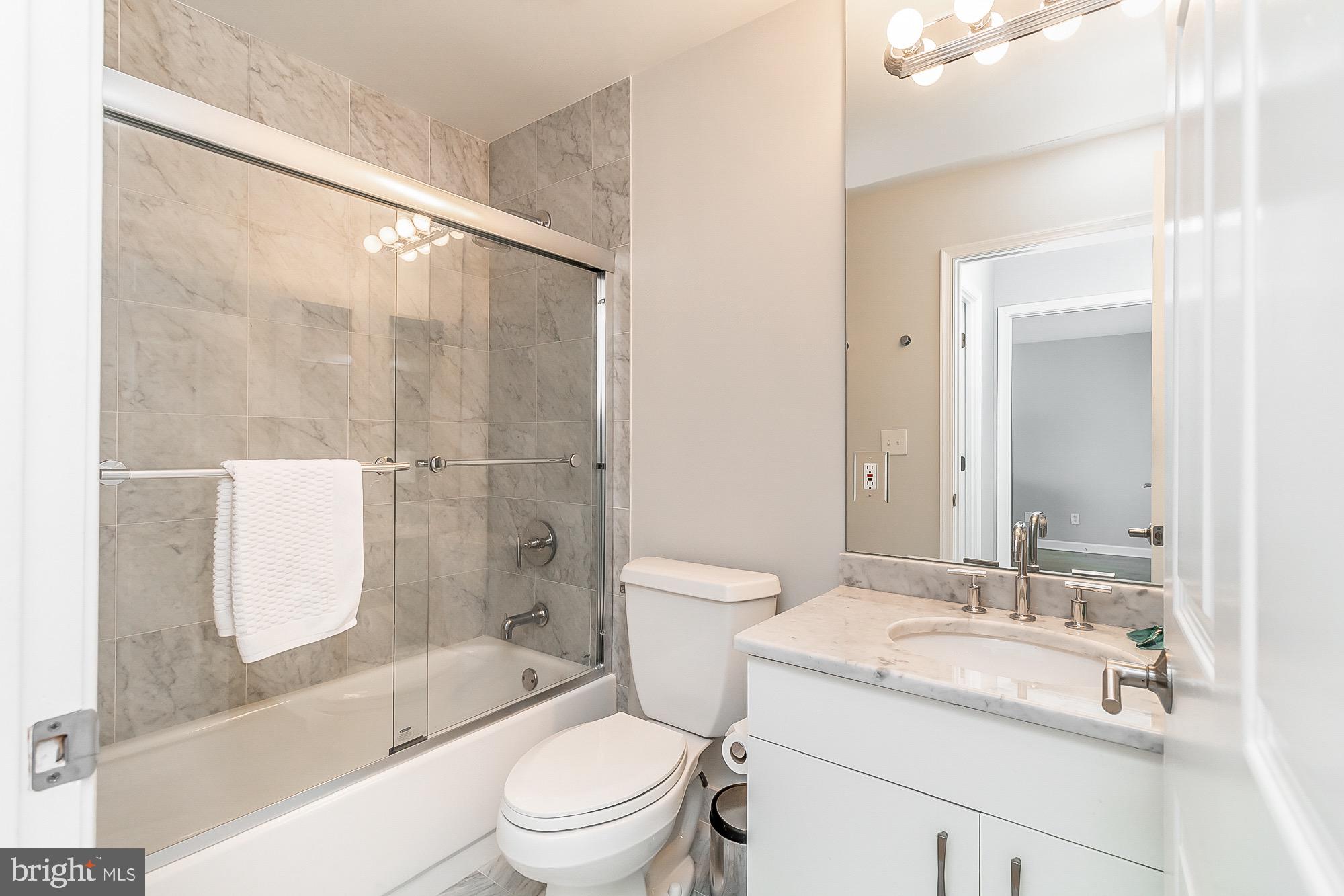 INNER HARBOR - Residential Lease