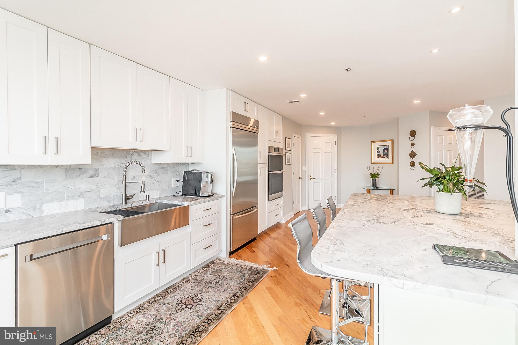 INNER HARBOR - Residential Lease