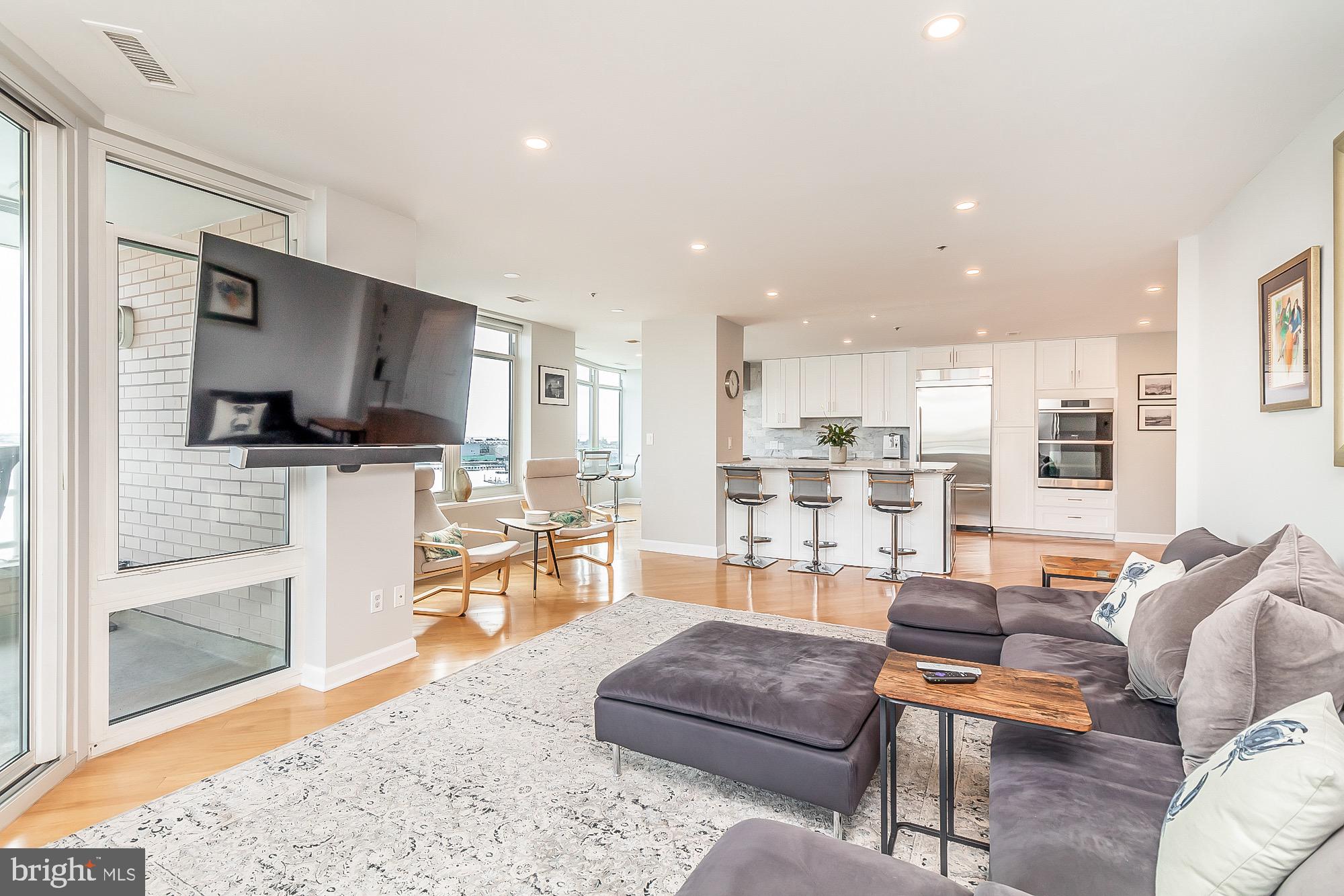 INNER HARBOR - Residential Lease