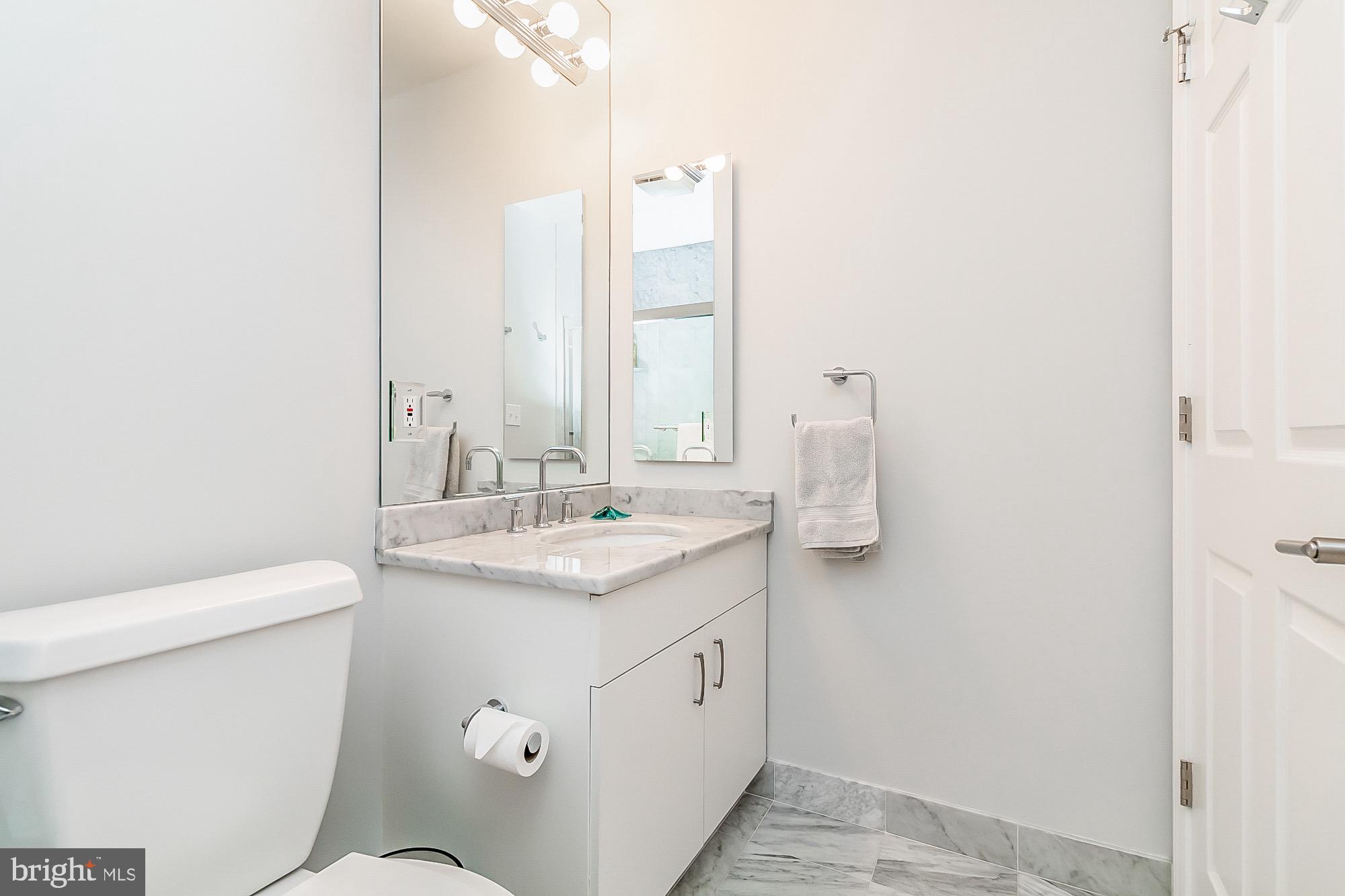 INNER HARBOR - Residential Lease