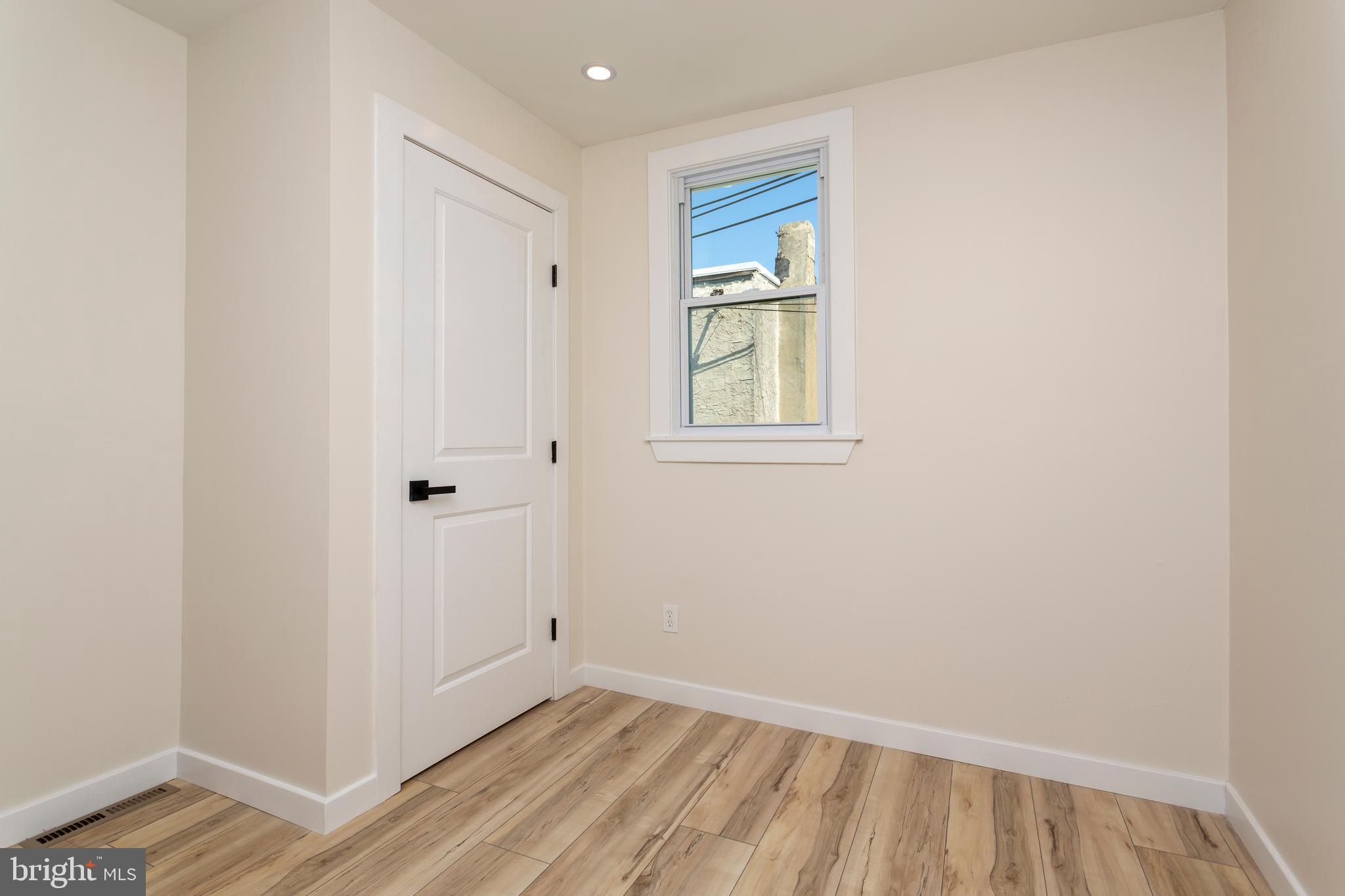 PHILADELPHIA (SOUTH) - Residential