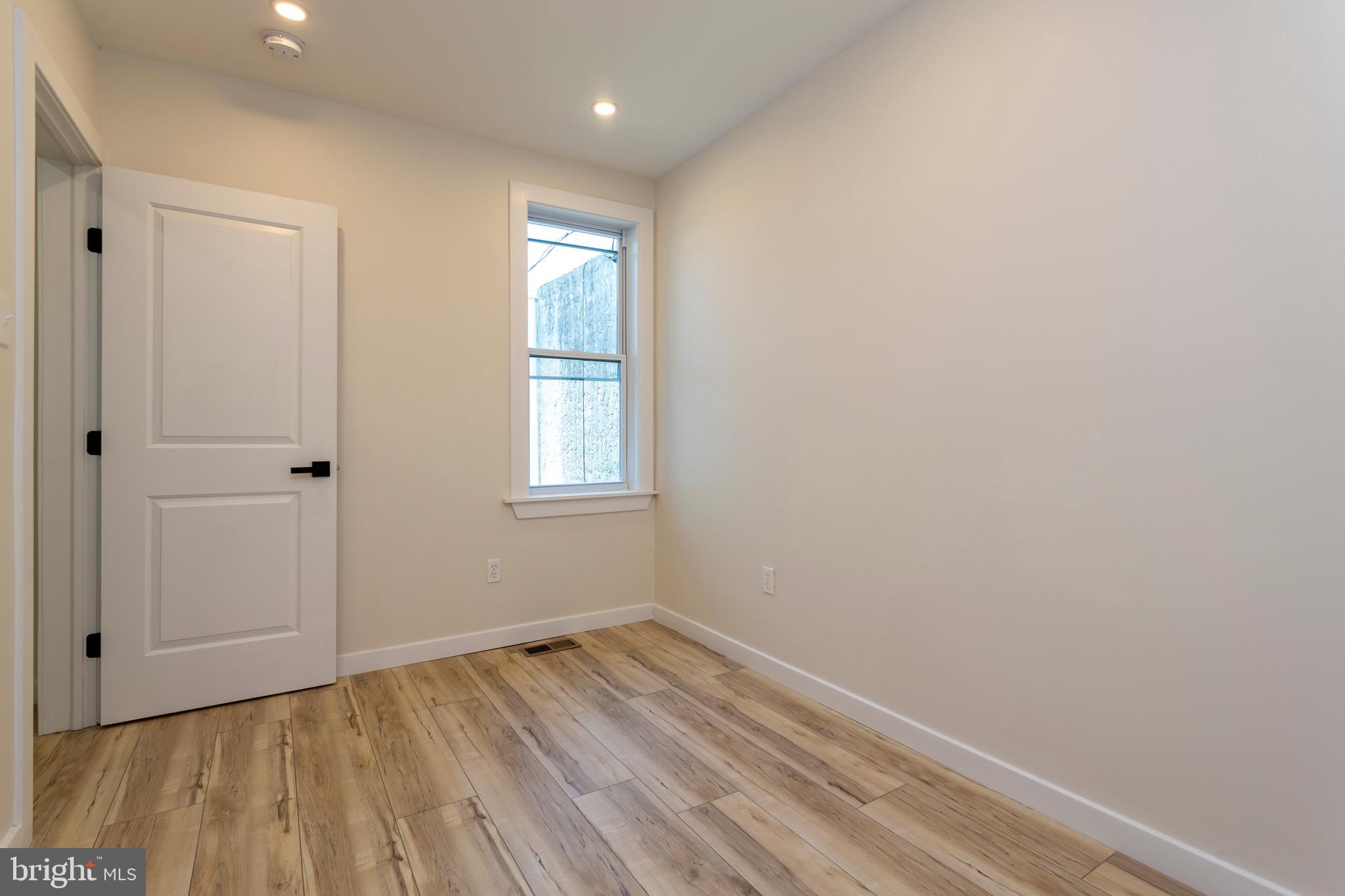 PHILADELPHIA (SOUTH) - Residential