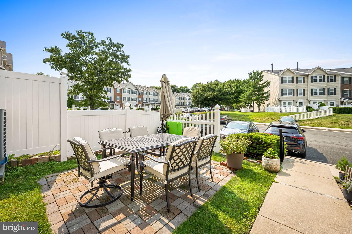 4268 MAPLE PATH CIRCLE 2