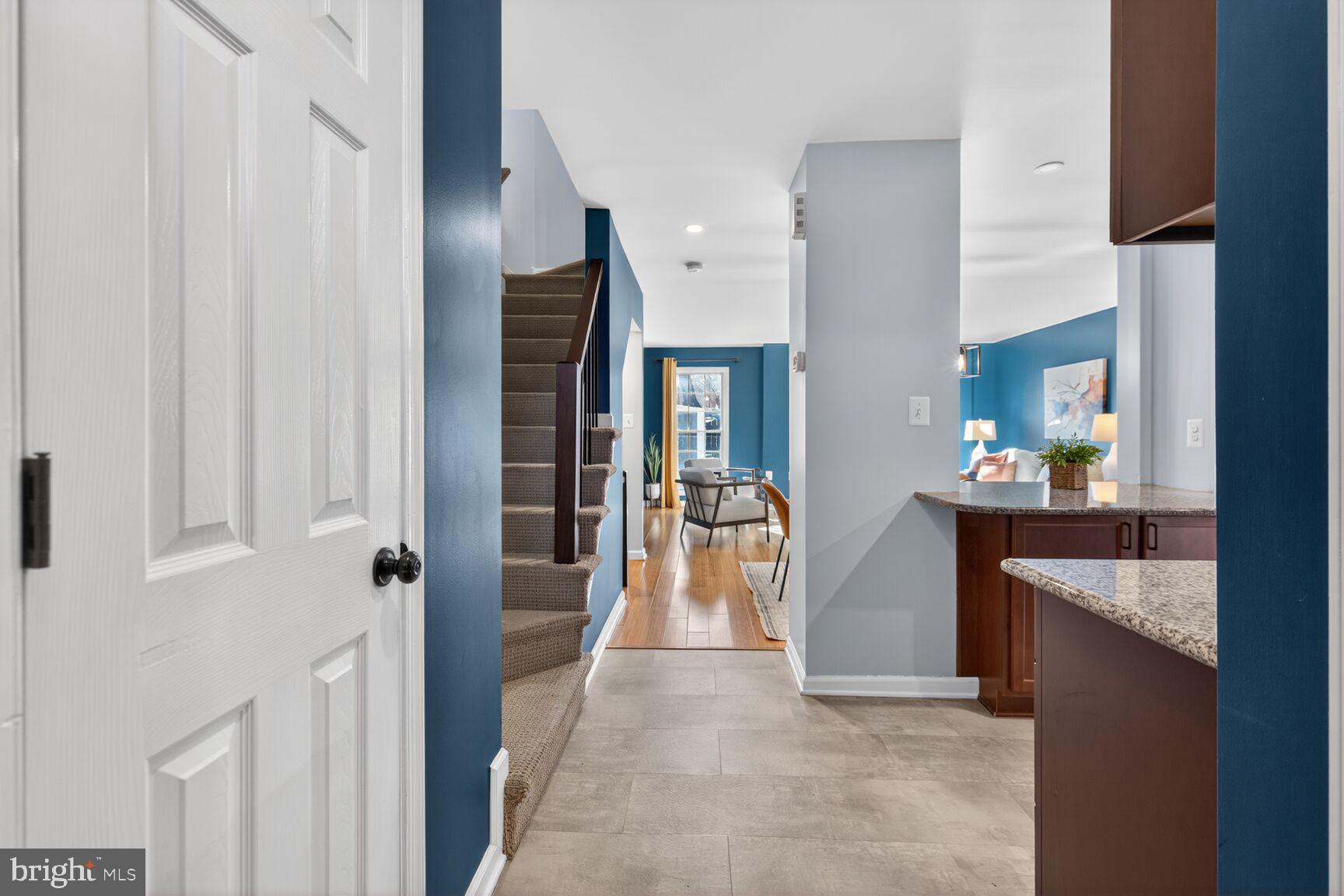 SPRINGFIELD VILLAGE - Residential