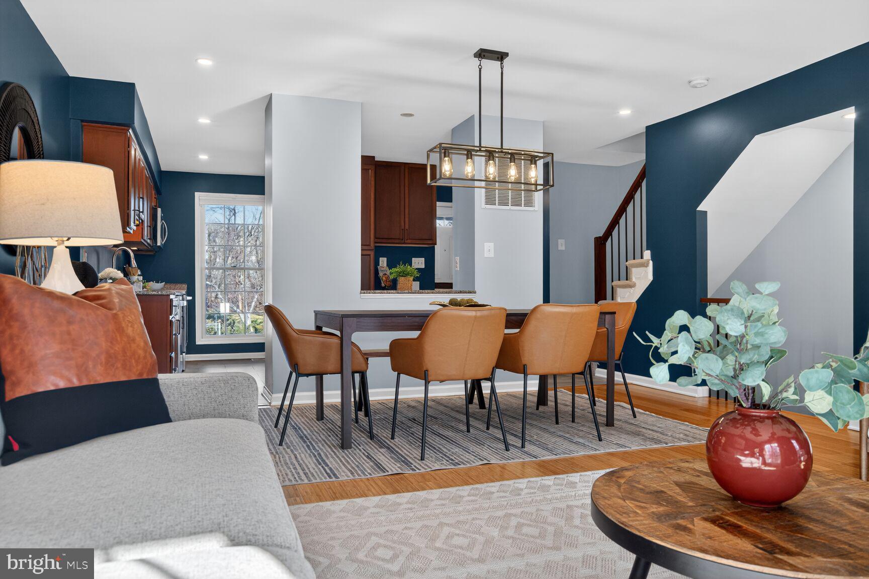 SPRINGFIELD VILLAGE - Residential