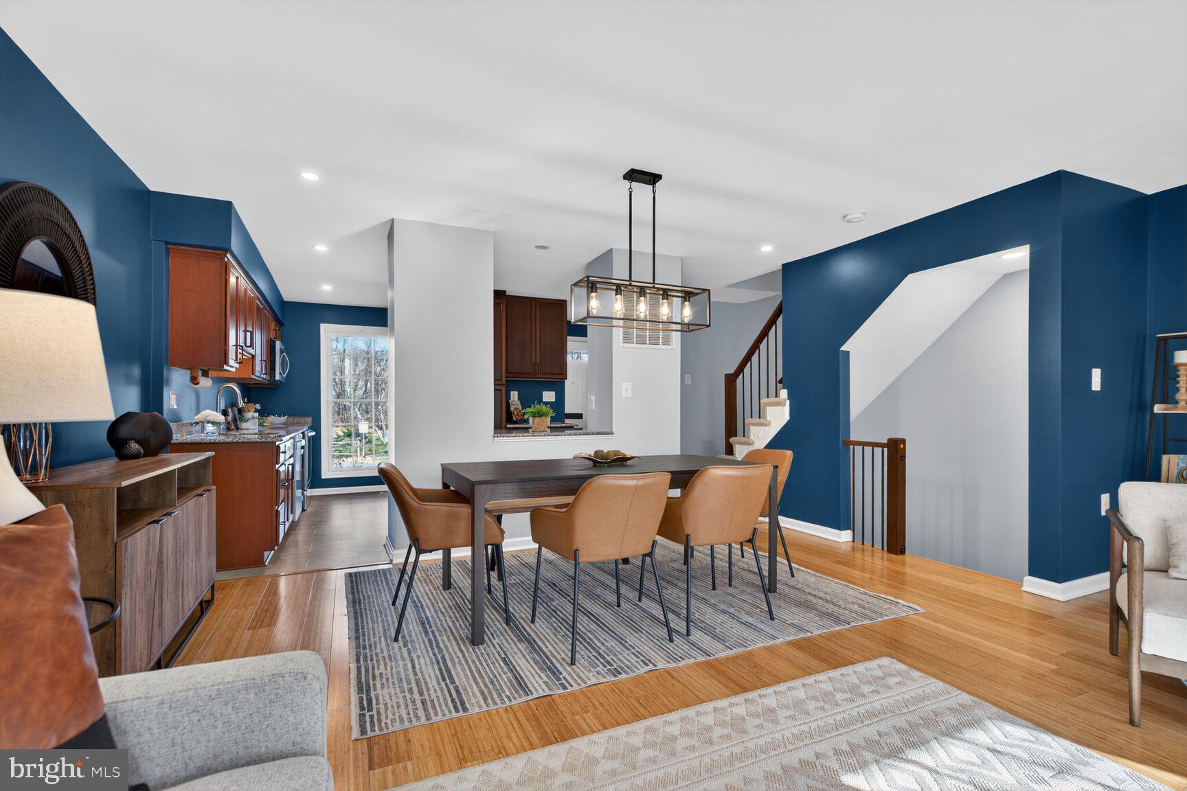 SPRINGFIELD VILLAGE - Residential