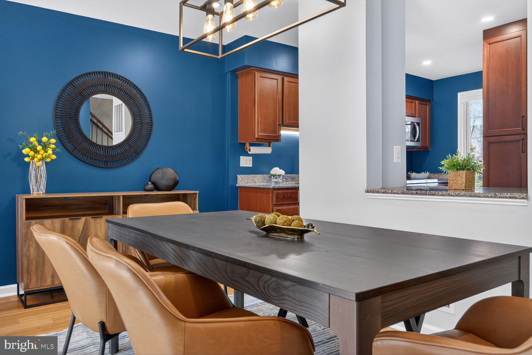 SPRINGFIELD VILLAGE - Residential