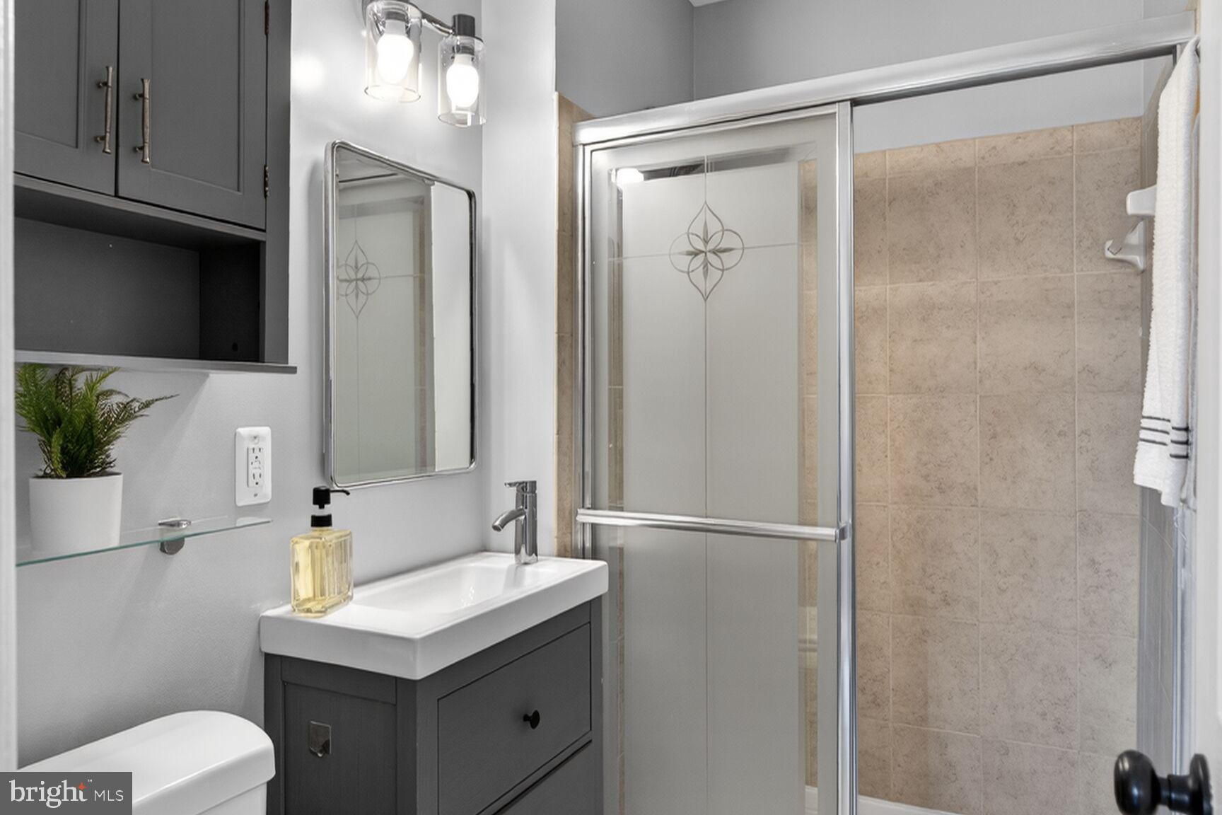 SPRINGFIELD VILLAGE - Residential