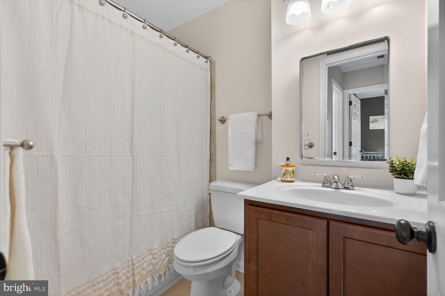 SPRINGFIELD VILLAGE - Residential