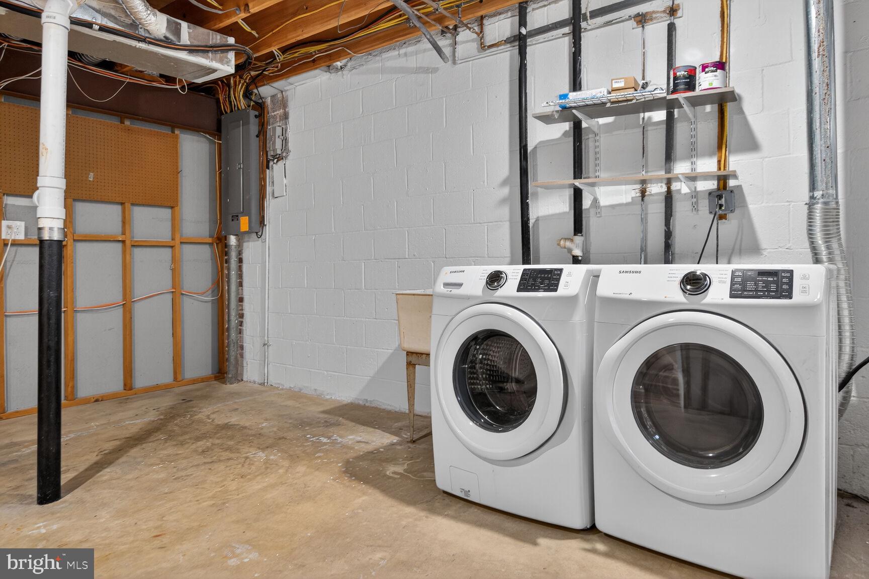 SPRINGFIELD VILLAGE - Residential