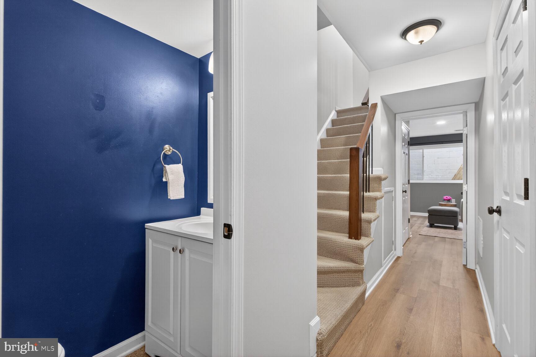 SPRINGFIELD VILLAGE - Residential