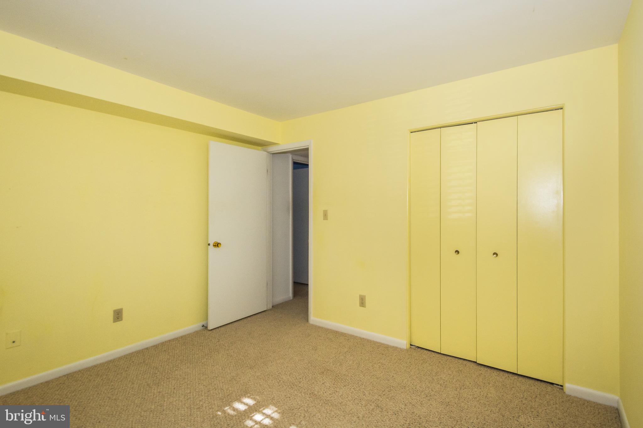 STAPLETON COURT GARDEN - Residential