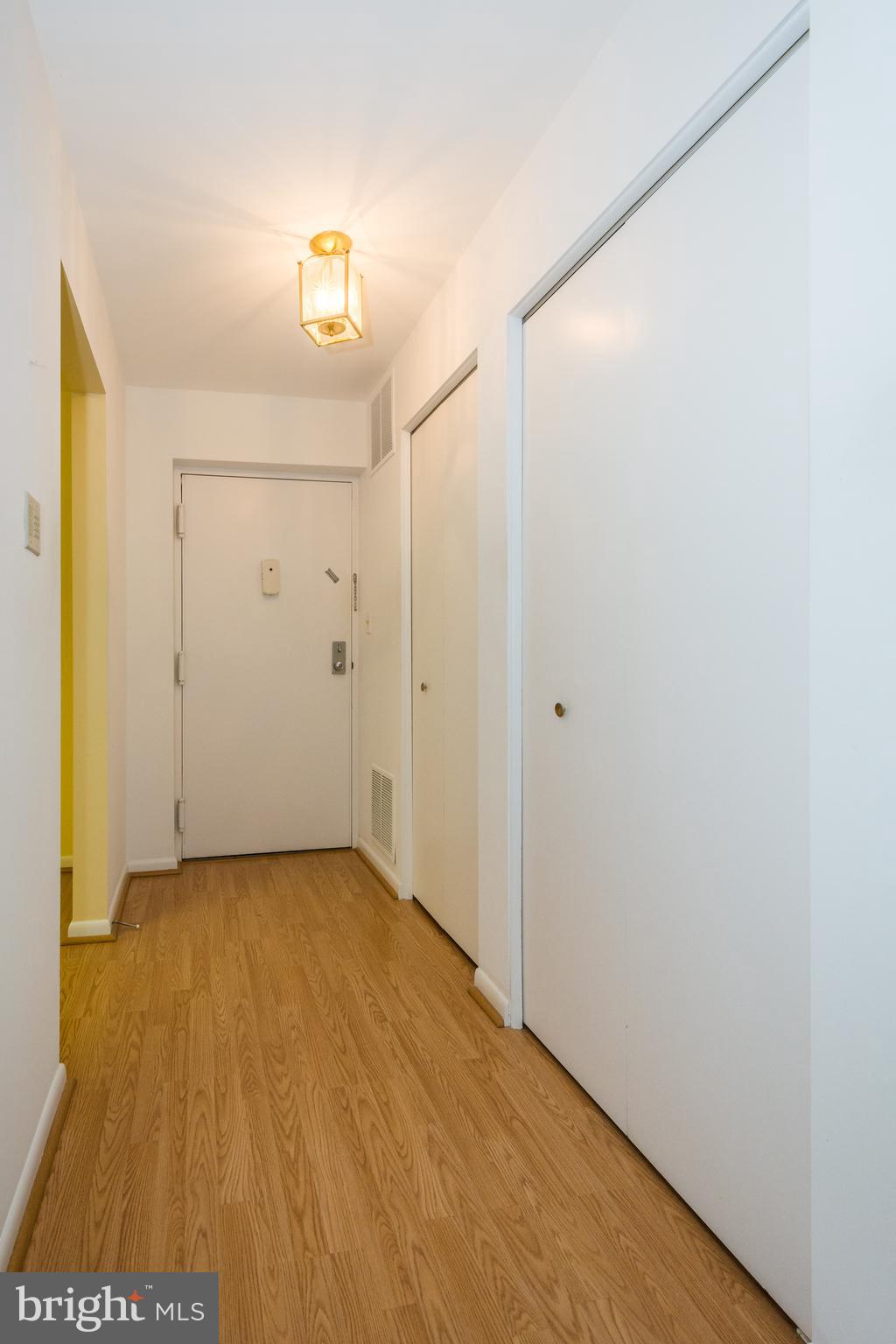 STAPLETON COURT GARDEN - Residential