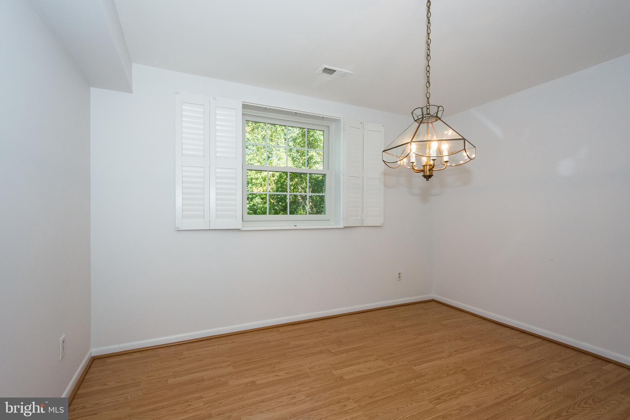 STAPLETON COURT GARDEN - Residential