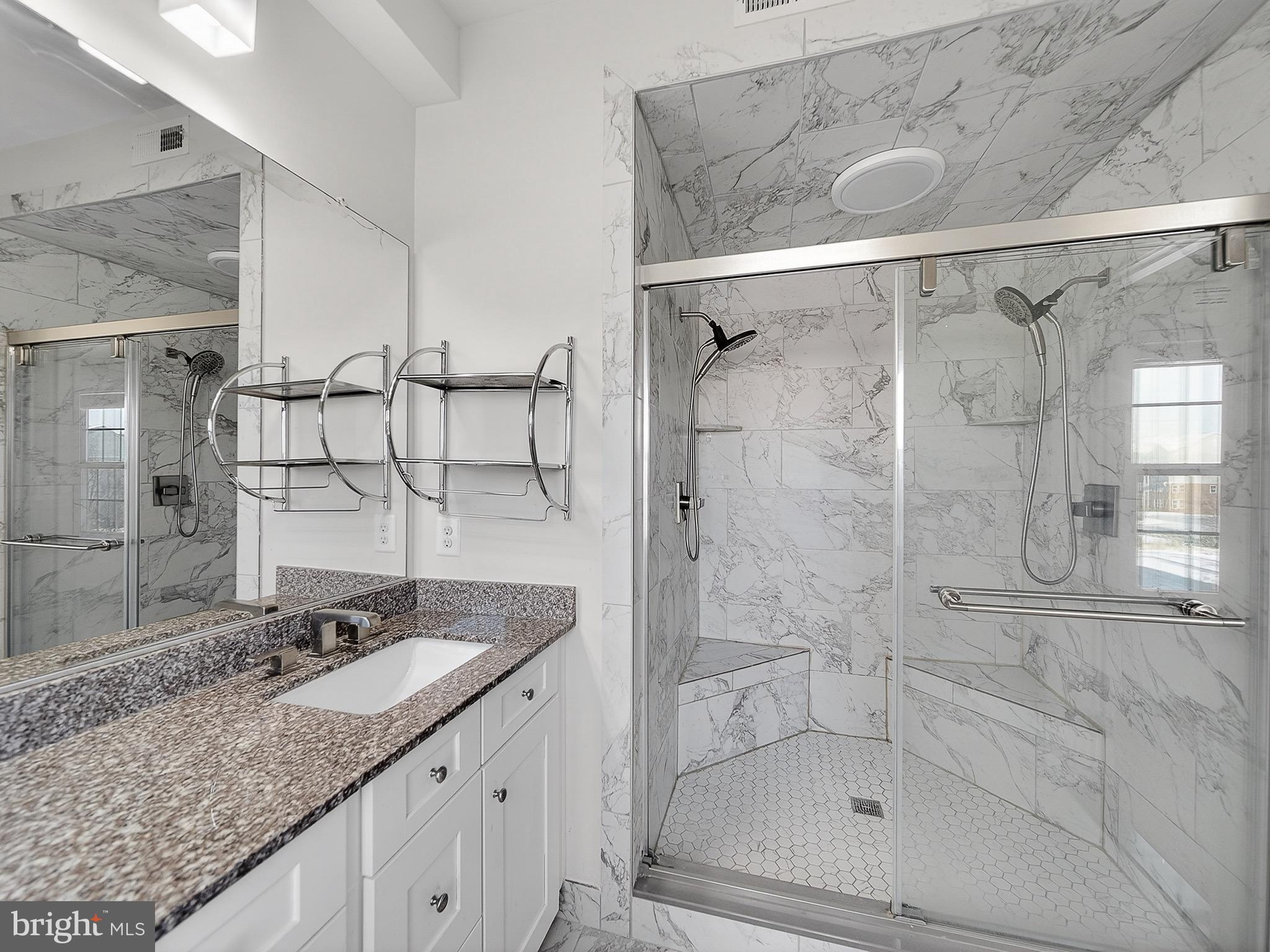 PARKSIDE - Residential