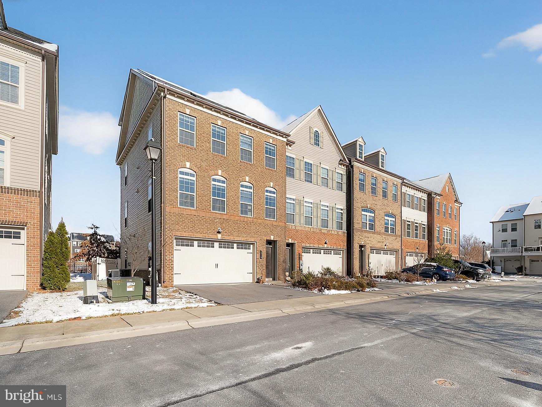 PARKSIDE - Residential