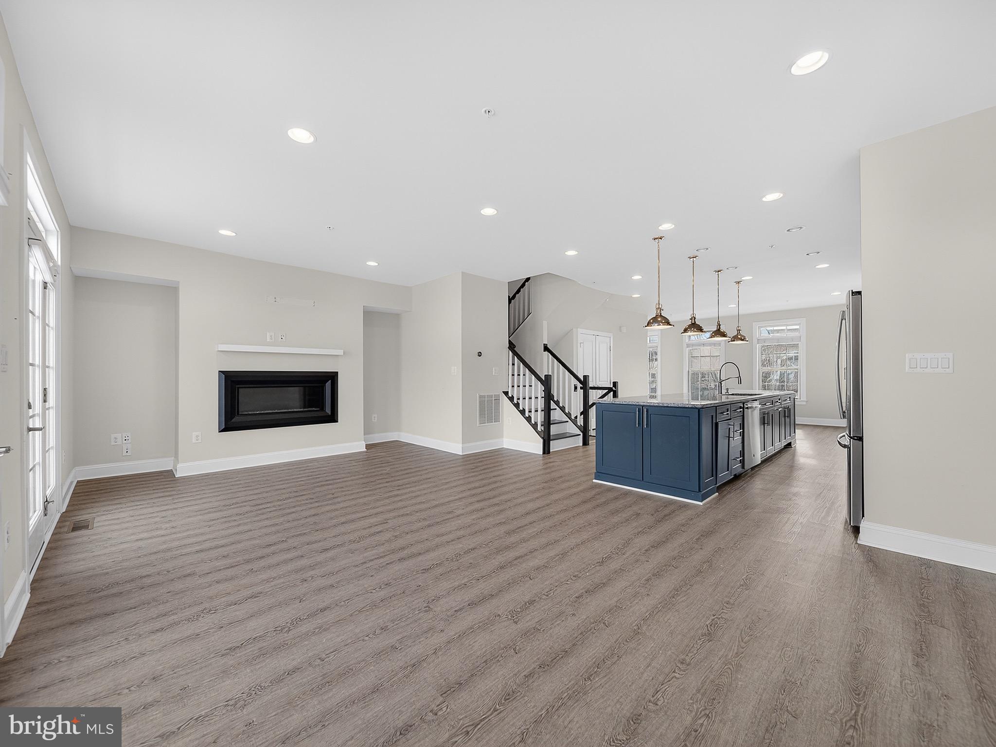 PARKSIDE - Residential