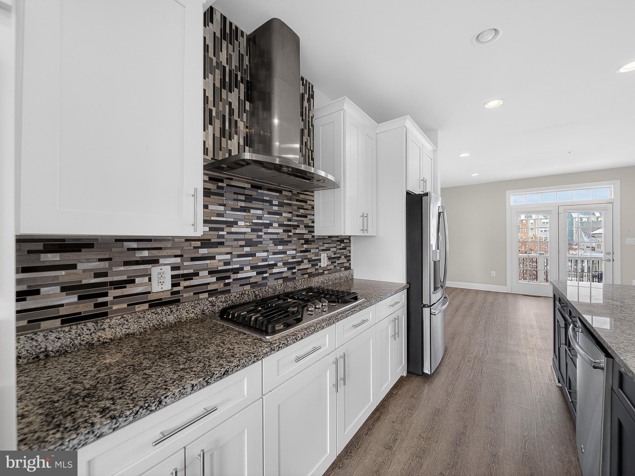 PARKSIDE - Residential