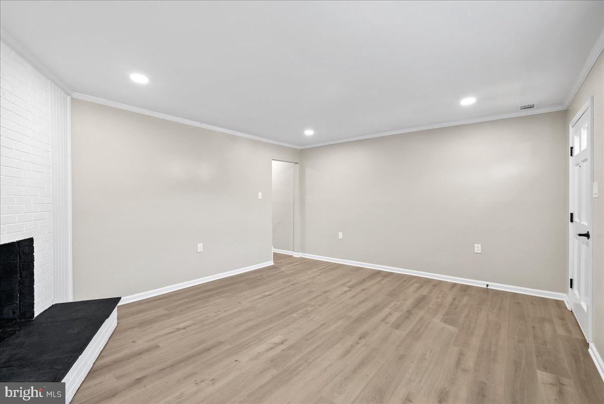 WAVERLY - Residential