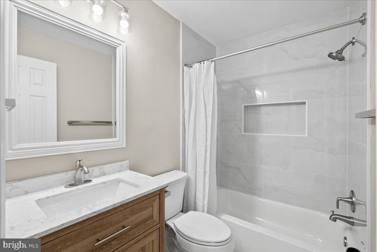 WAVERLY - Residential