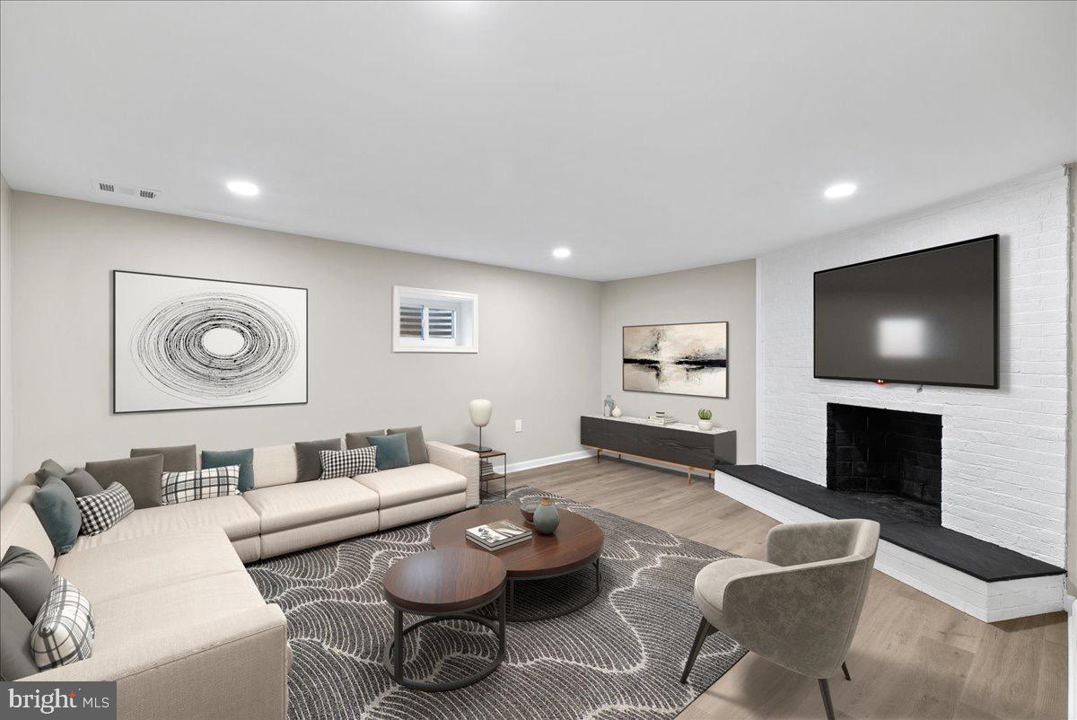 WAVERLY - Residential