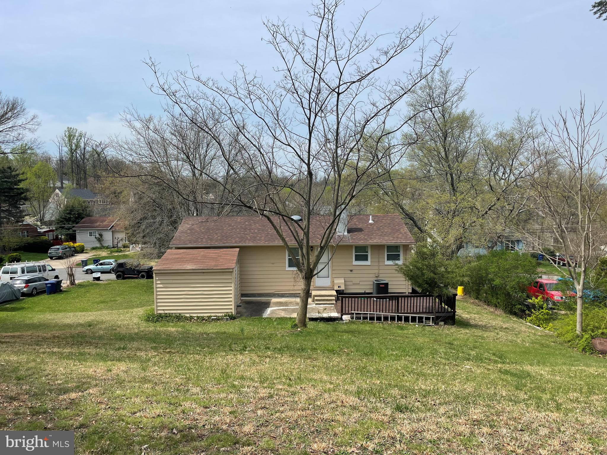 FAIRFAX HOMES - Residential