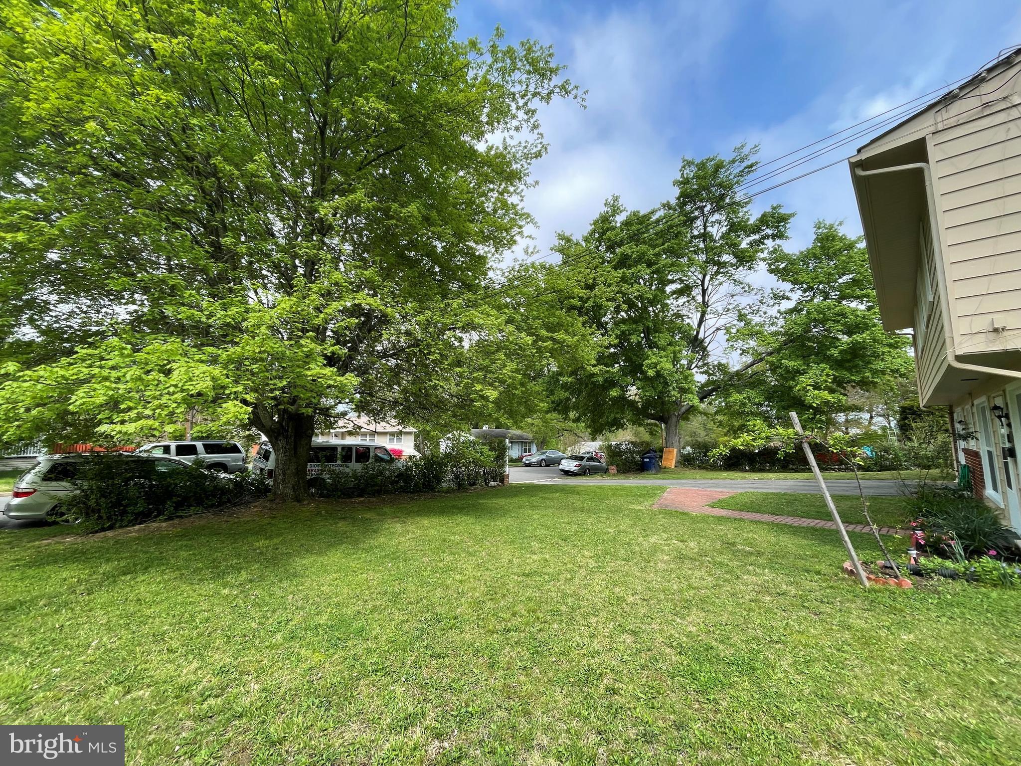 FAIRFAX HOMES - Residential