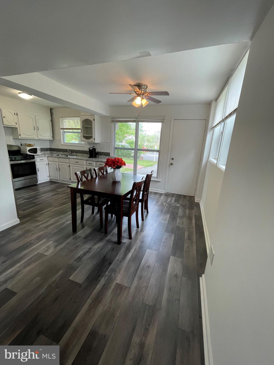 FAIRFAX HOMES - Residential