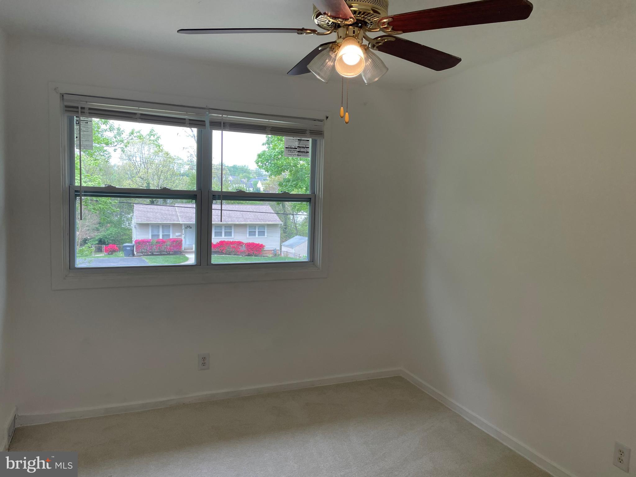 FAIRFAX HOMES - Residential