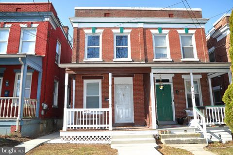 Photo of 430 S Main Street, MANHEIM, PA 17545 (MLS # PALA2065830)