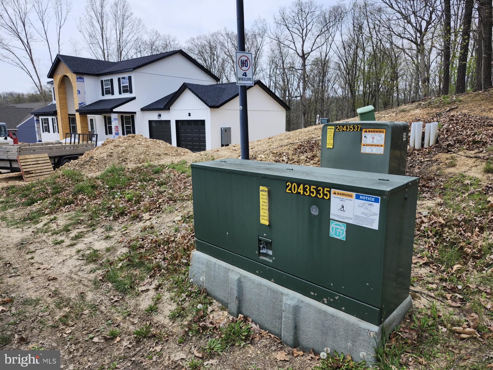 LAKEWOOD - Residential