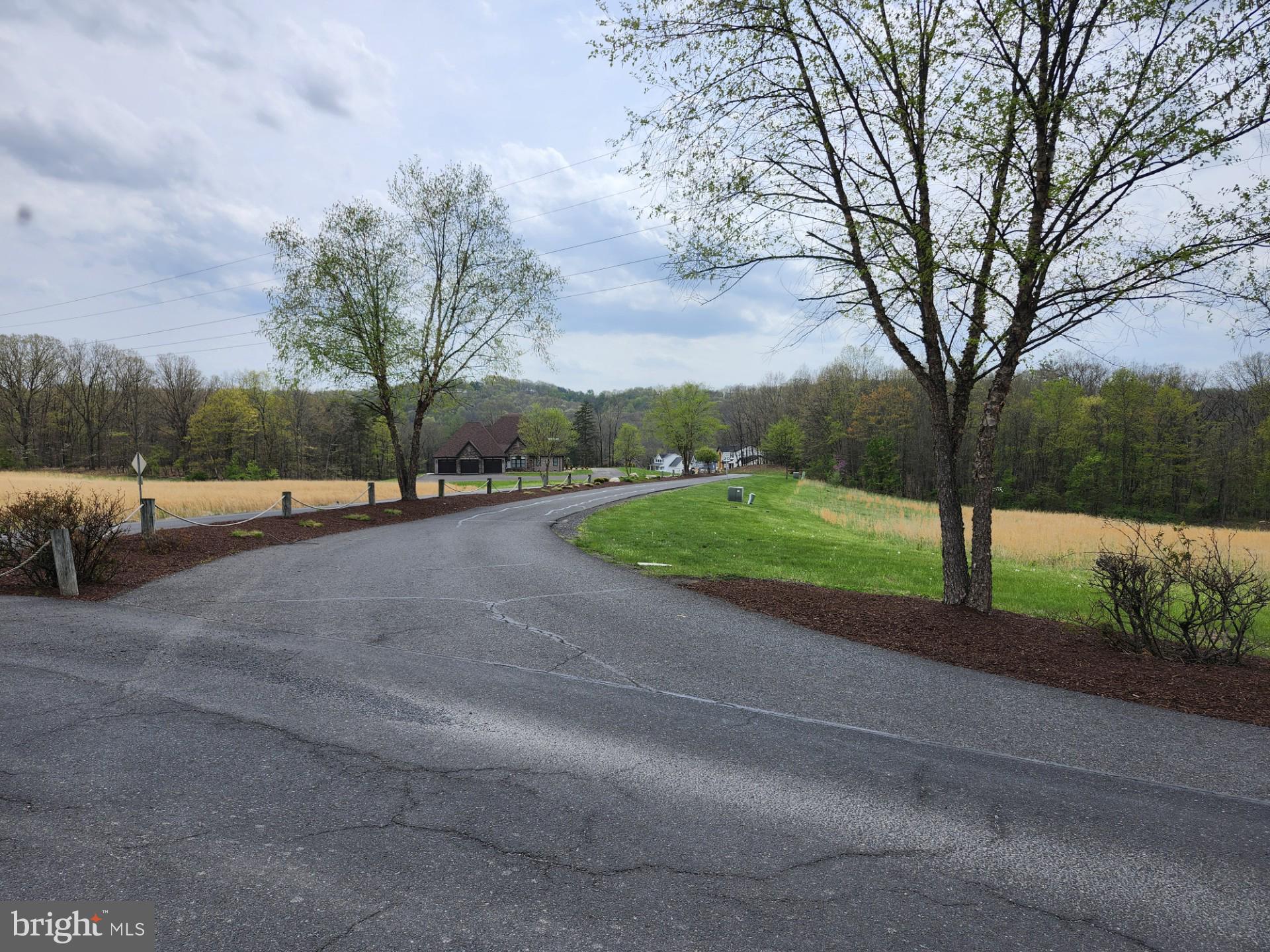 LAKEWOOD - Residential